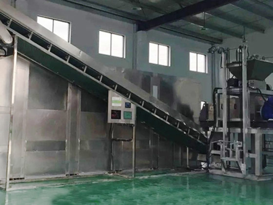 餐廚垃圾脫水現(xiàn)場(chǎng)