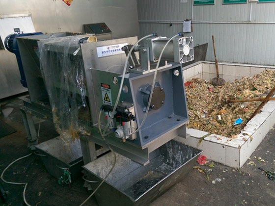 螺旋擠壓分離機(jī)餐廚垃圾脫水測(cè)試