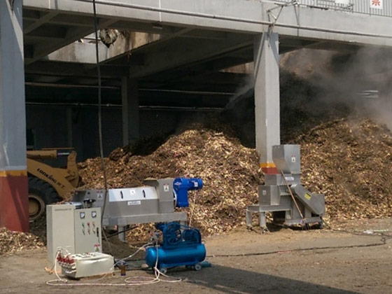 螺旋壓榨機(jī)客戶現(xiàn)場