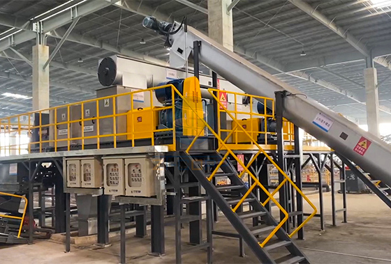 酒糟壓榨脫水客戶現(xiàn)場